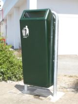 Corbeille Capitole 70L avec arceau Corbeille Capitole 70L avec arceau