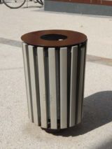 Corbeille Paseo 65L structure acier lattes Ecoteck Corbeille Paseo Ecoteck 65L