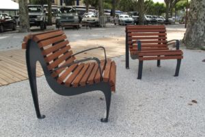 Fauteuil Paseo accoudoirs structure acier lattes bois Fauteuil Paseo moabi accoudoirs